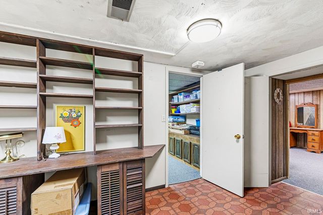 404 Terry Lane, Mishawaka, IN 46544