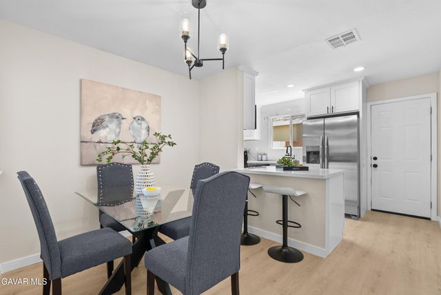 512 E Lingard Street, Lancaster, CA 93535