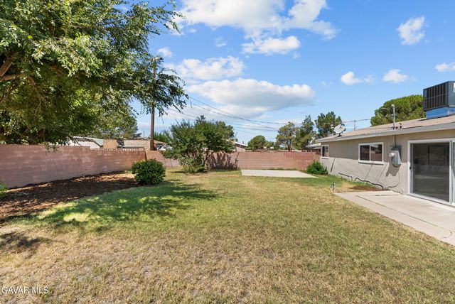 512 E Lingard Street, Lancaster, CA 93535