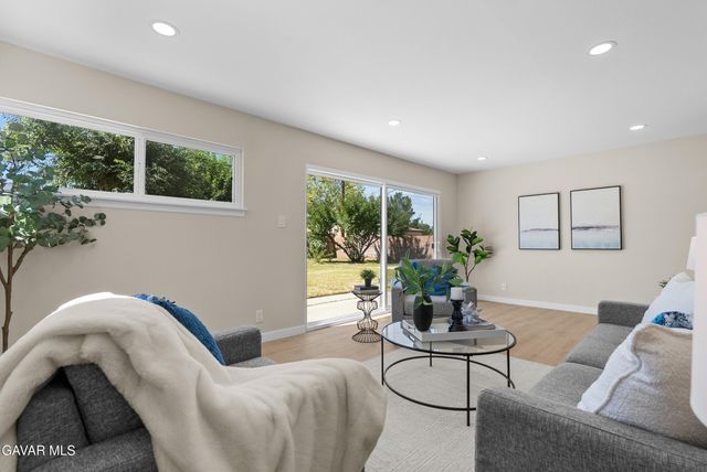 512 E Lingard Street, Lancaster, CA 93535