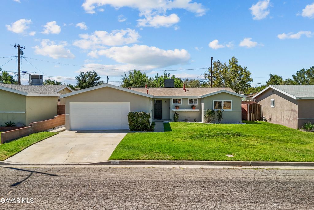 512 E Lingard Street, Lancaster, CA 93535