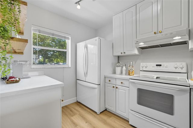 1501 S Ocean Blvd 117, Lauderdale By The Sea, FL 33062