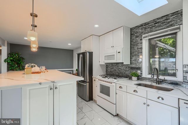 520 WHITE OAK DR, Severna Park, MD 21146