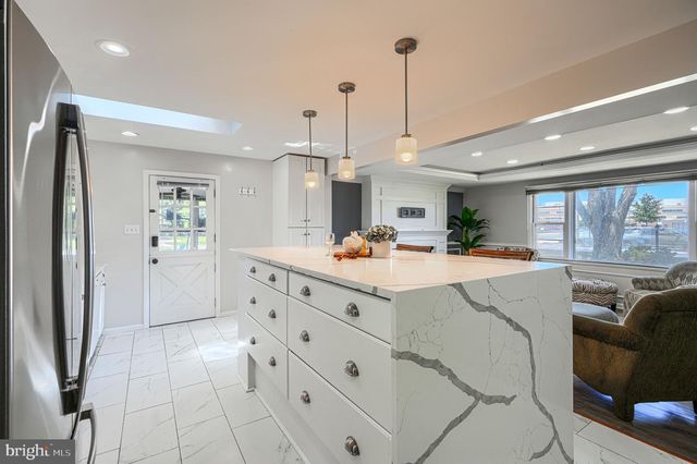 520 WHITE OAK DR, Severna Park, MD 21146