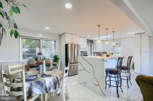 520 WHITE OAK DR, Severna Park, MD 21146