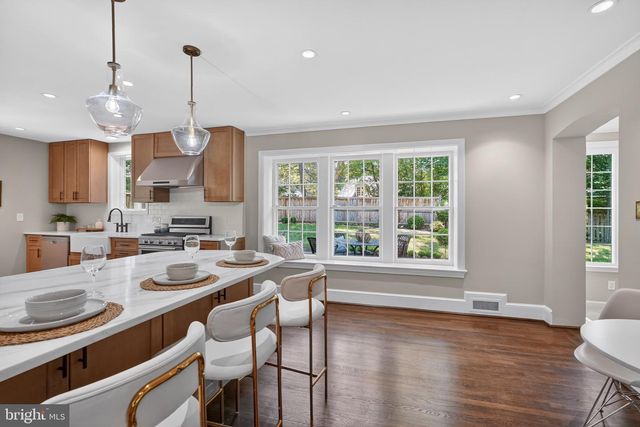7504 SUMMIT AVE, Chevy Chase, MD 20815