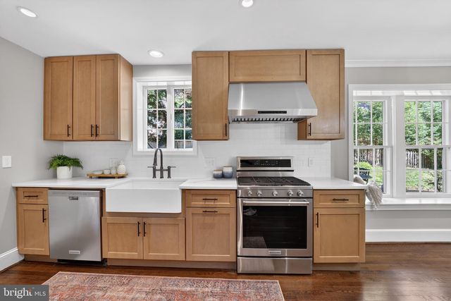 7504 SUMMIT AVE, Chevy Chase, MD 20815