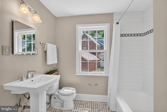 7504 SUMMIT AVE, Chevy Chase, MD 20815