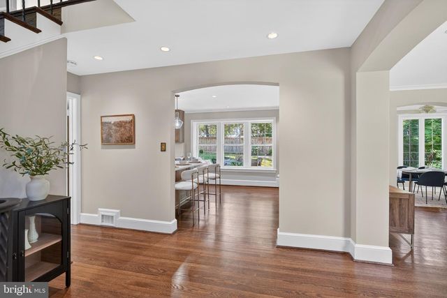 7504 SUMMIT AVE, Chevy Chase, MD 20815