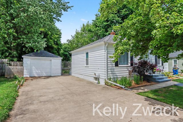 830 Edison Street, Kalamazoo, MI 49004