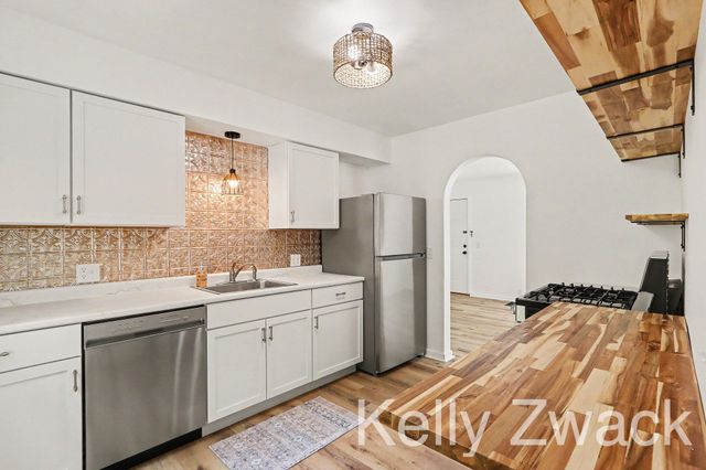 830 Edison Street, Kalamazoo, MI 49004
