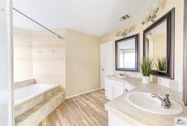 12530 Laleu Lane, Houston, TX 77071