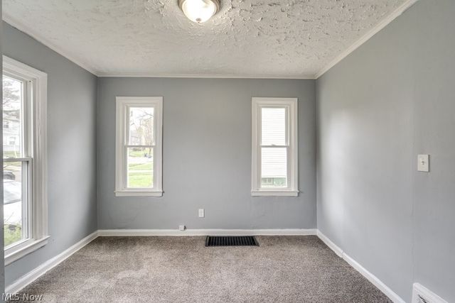 1090 Greenwood Avenue, Akron, OH 44320