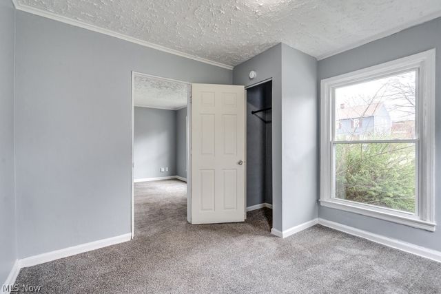 1090 Greenwood Avenue, Akron, OH 44320