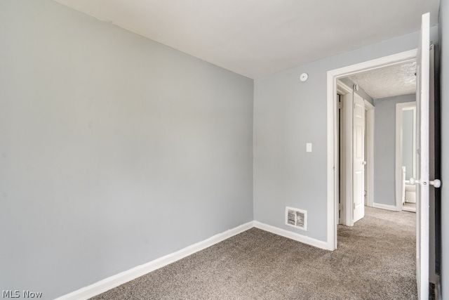 1090 Greenwood Avenue, Akron, OH 44320