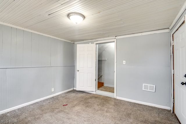 1090 Greenwood Avenue, Akron, OH 44320