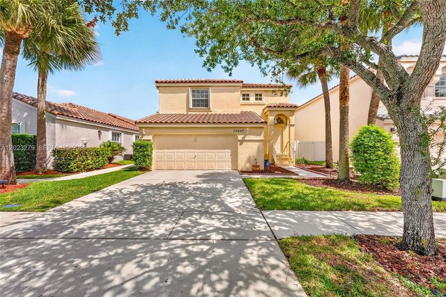15657 NW 12th Mnr, Pembroke Pines, FL 33028
