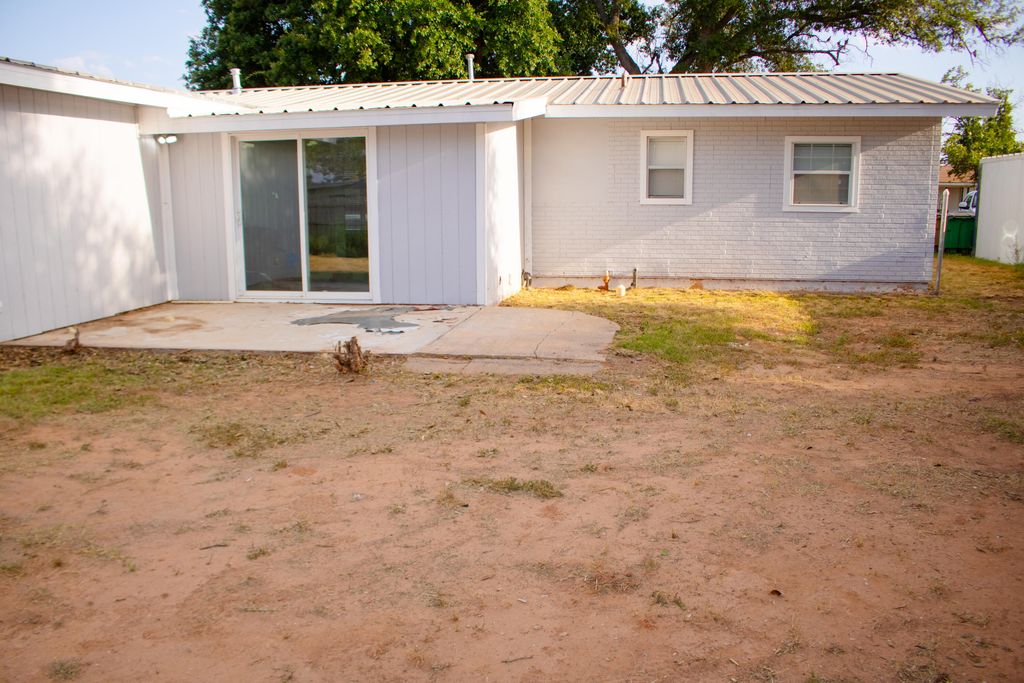 Image 11 of property listing at 2775 Oxford Avenue, San Angelo, TX 76904