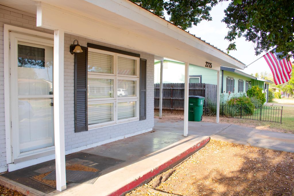 Image 2 of property listing at 2775 Oxford Avenue, San Angelo, TX 76904