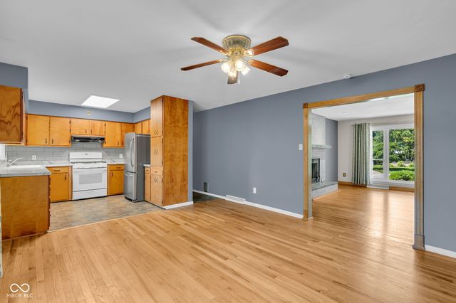 8 Paradise Lane, Greencastle, IN 46135