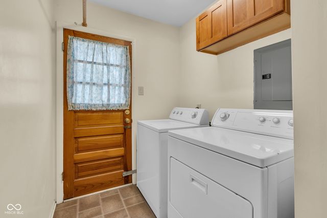 8 Paradise Lane, Greencastle, IN 46135