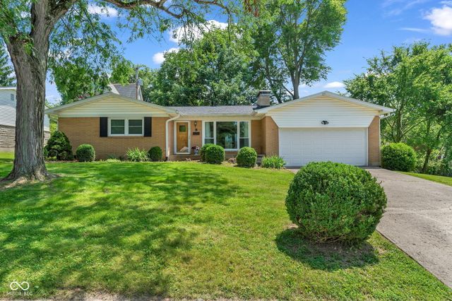 8 Paradise Lane, Greencastle, IN 46135