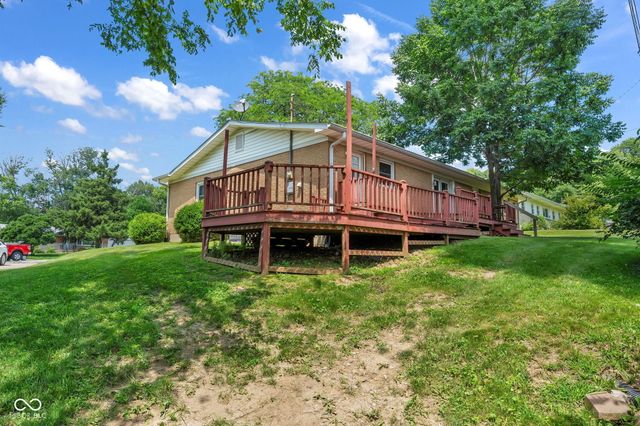 8 Paradise Lane, Greencastle, IN 46135