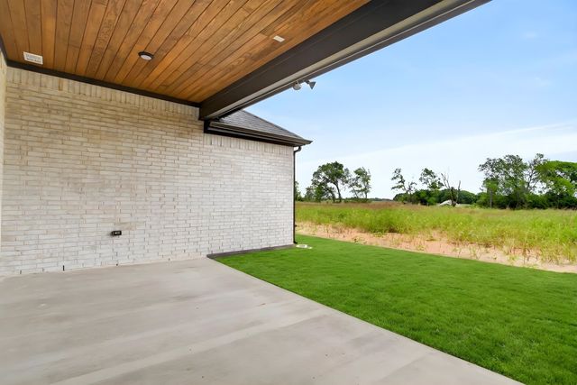 129 Aiden Drive, Waxahachie, TX 75165