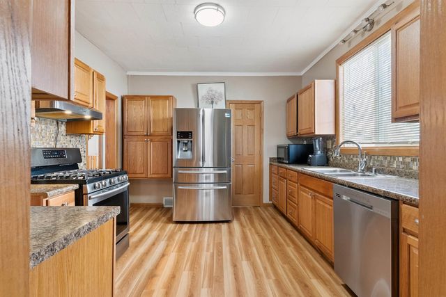 1421 Mulberry St Street, Waterloo, IA 50703