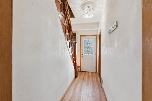 1421 Mulberry St Street, Waterloo, IA 50703