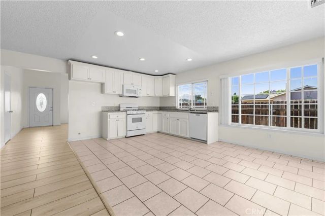 13270 Larkhaven Drive, Moreno Valley, CA 92553