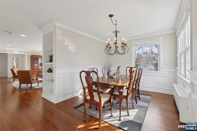 395 Frances Place, Wyckoff, NJ 07481