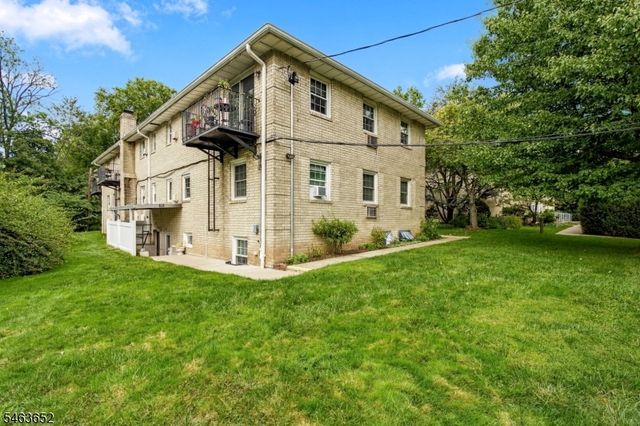 470 Valley Rd 9A, Montclair Twp., NJ 07043