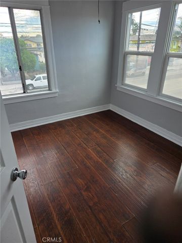 1527 E 92nd, Los Angeles, CA 90002