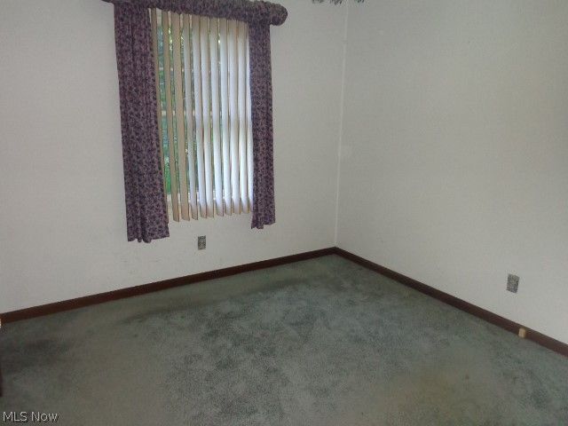 4455 Root Road, North Olmsted, OH 44070