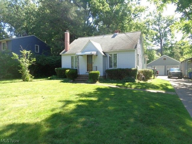 4455 Root Road, North Olmsted, OH 44070