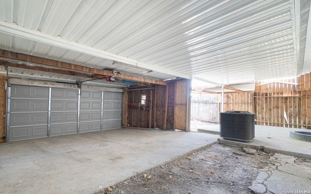 7006 Glen Pass, San Antonio, TX 78239