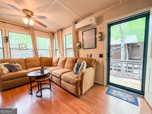 43 Canyon Pass, Cleveland, GA 30528