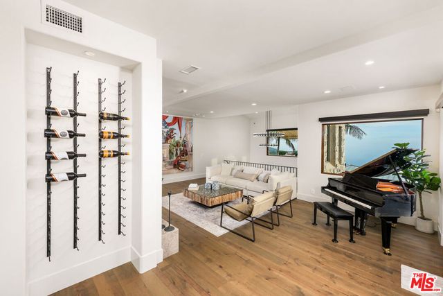 740 Bolsana Drive, Laguna Beach, CA 92651