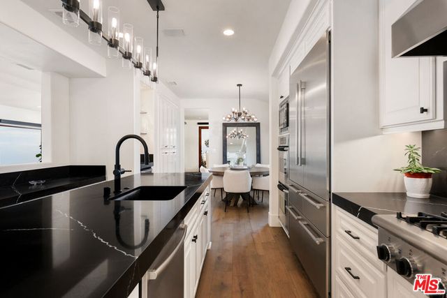 740 Bolsana Drive, Laguna Beach, CA 92651