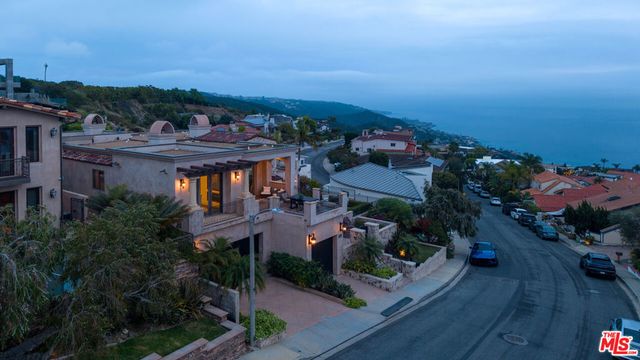 740 Bolsana Drive, Laguna Beach, CA 92651