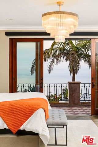 740 Bolsana Drive, Laguna Beach, CA 92651