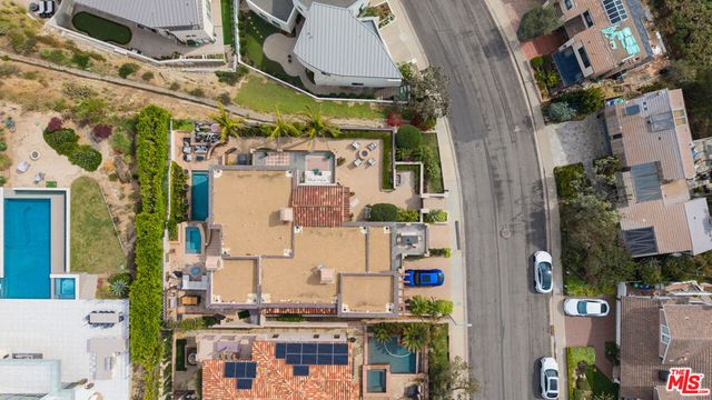 740 Bolsana Drive, Laguna Beach, CA 92651