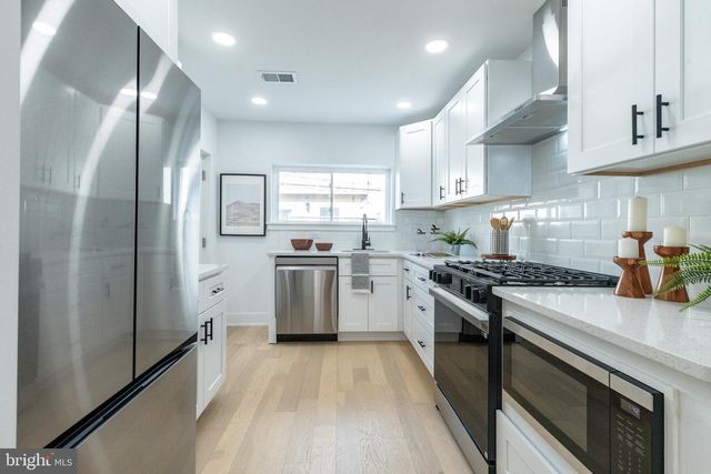 351 FITZGERALD ST, Philadelphia, PA 19148