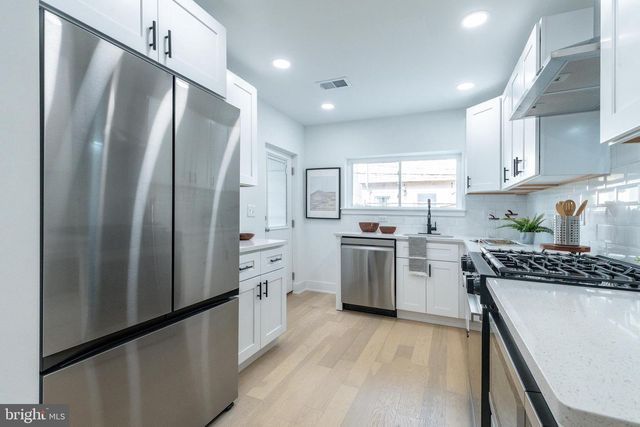 351 FITZGERALD ST, Philadelphia, PA 19148