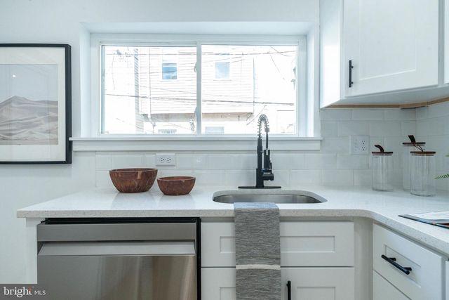 351 FITZGERALD ST, Philadelphia, PA 19148