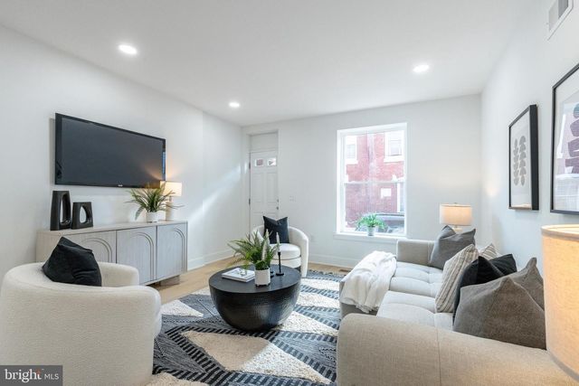 351 FITZGERALD ST, Philadelphia, PA 19148