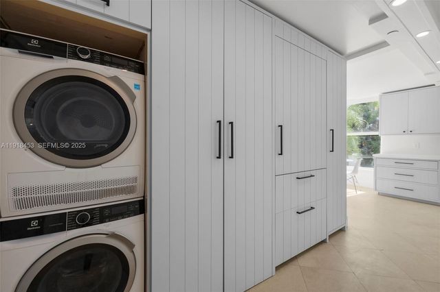 605 Ocean Dr 2L, Key Biscayne, FL 33149