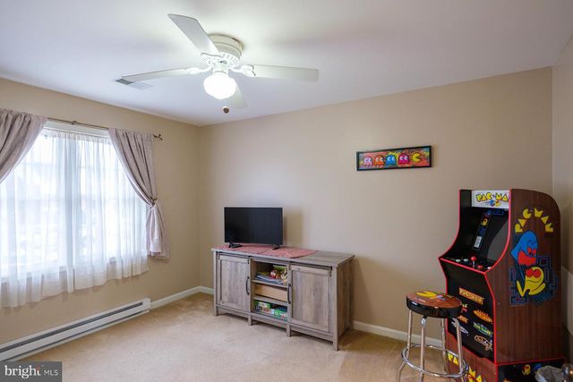 16903 CAVALRY DR, Williamsport, MD 21795