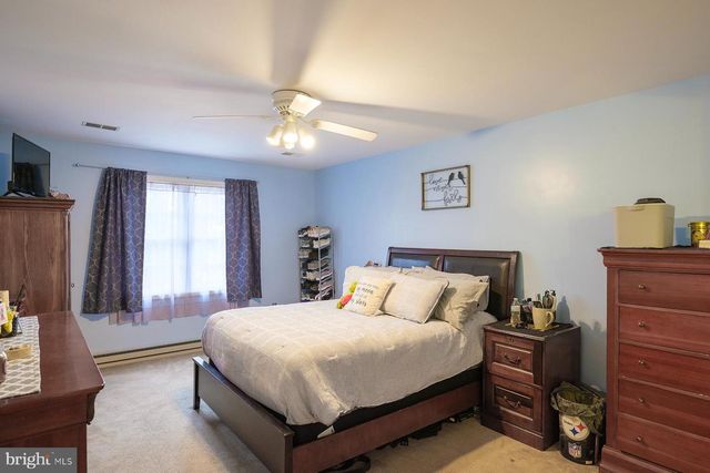 16903 CAVALRY DR, Williamsport, MD 21795
